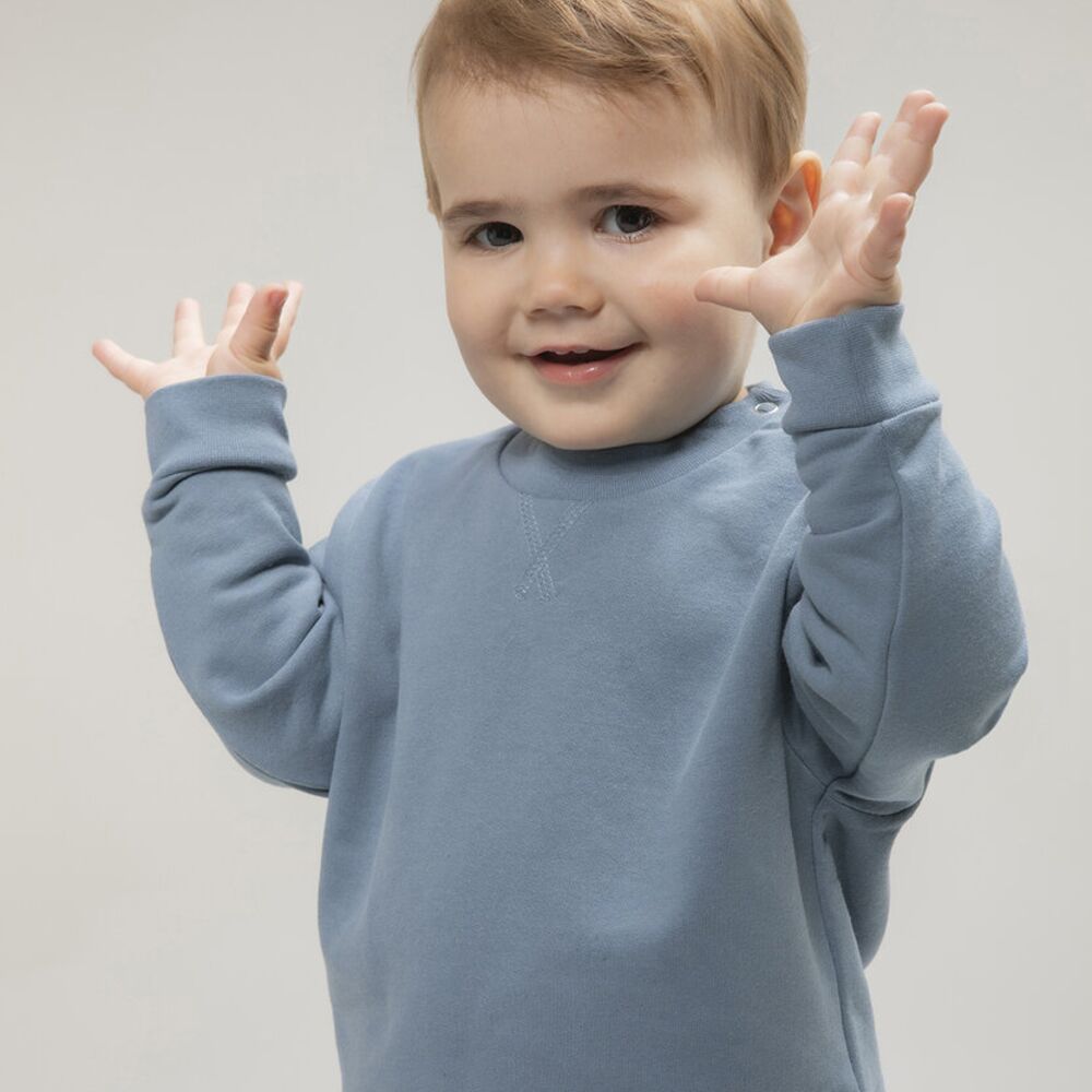 Sustainable sweatshirt Thumbnail